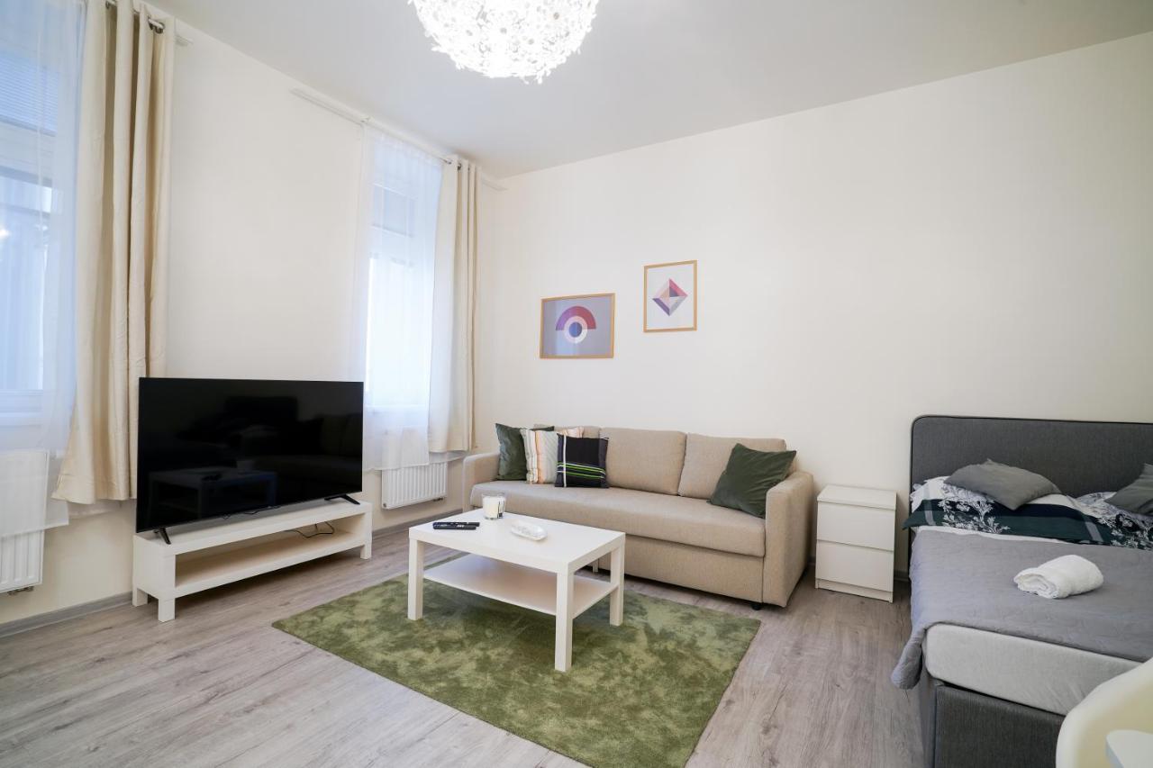 Lucy'S Apartments 2 Όλομουτς Εξωτερικό φωτογραφία